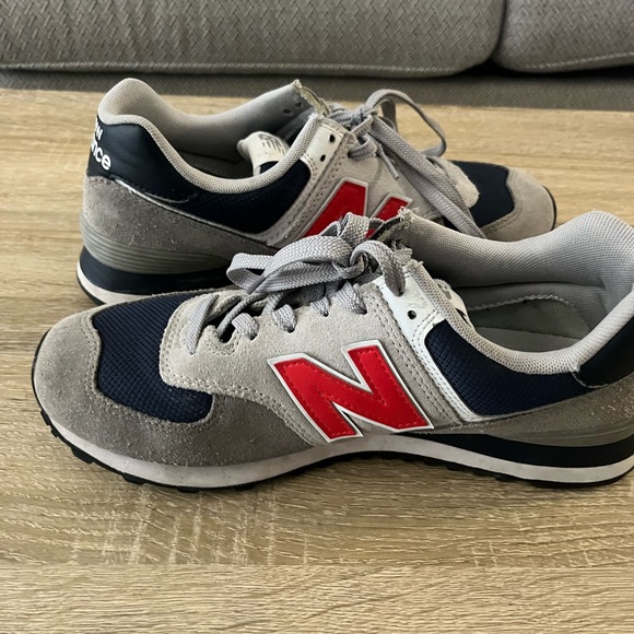 New Balance 574 - Picture 3 of 4
